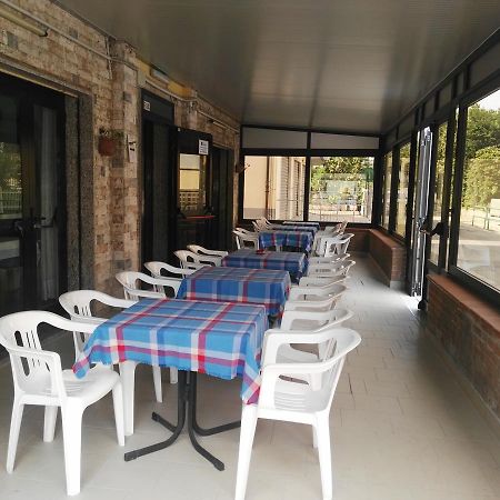 Hotel Bragozzo ソットマリーナ エクステリア 写真
