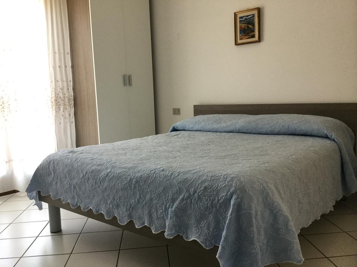 Hotel Bragozzo ソットマリーナ エクステリア 写真